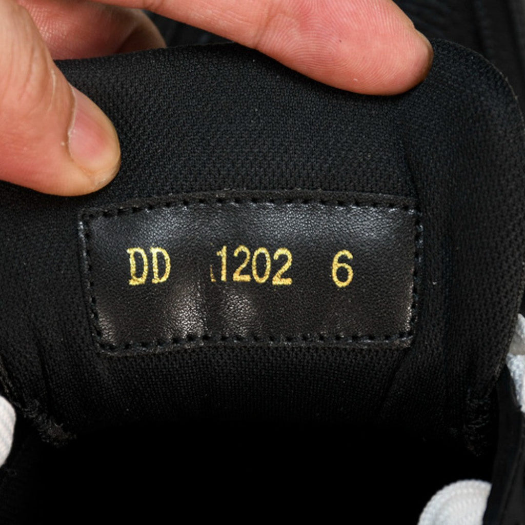 Louis Vuittоп Trainer Low 'Monogram Black Embossed'