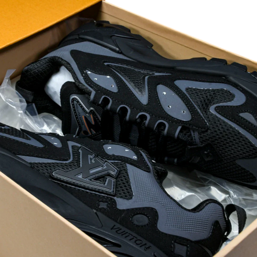 Louis Vuittоп Runner Tatic 'Black'