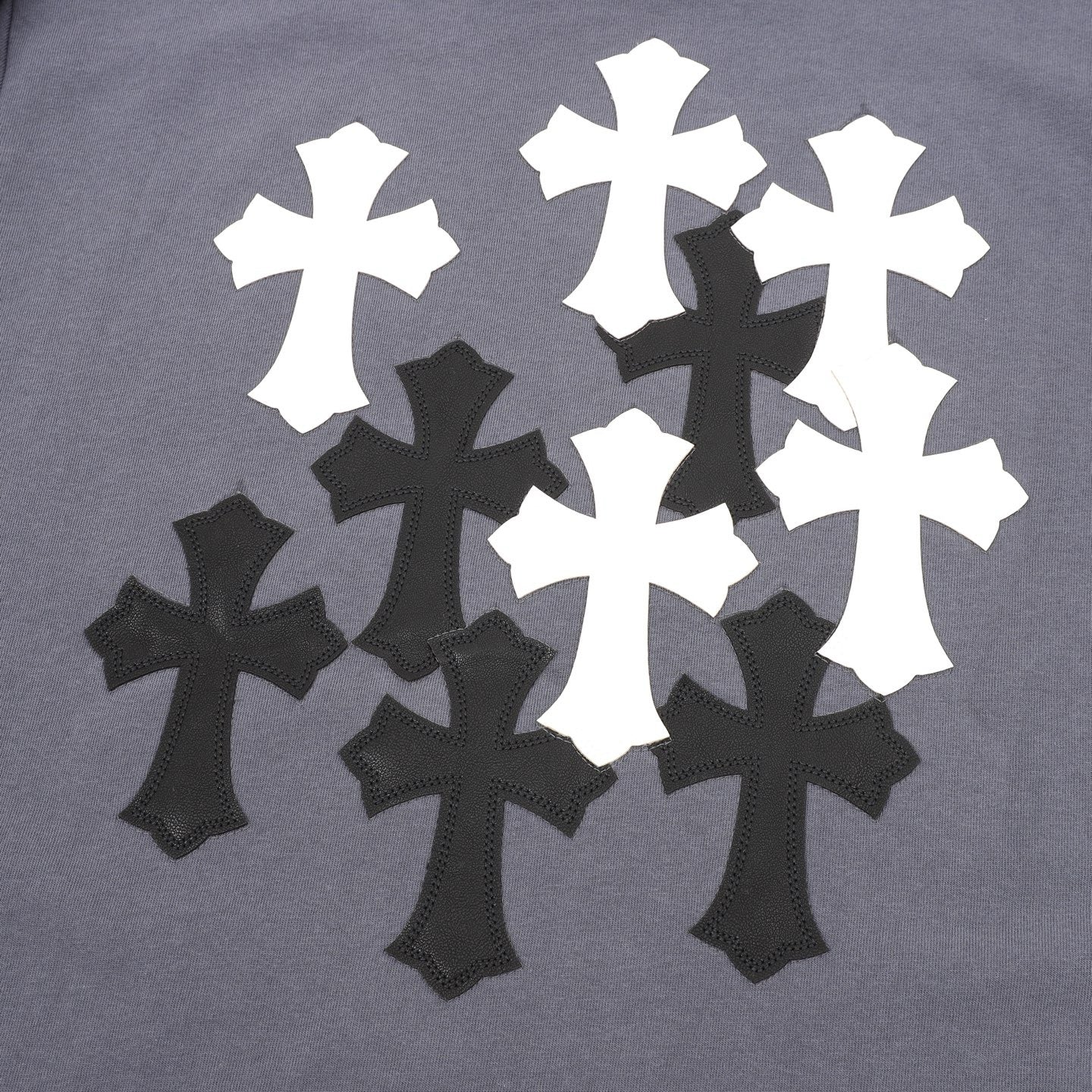 Camiseta de cuello redondo con cruz sánscrita Chrome Hearts