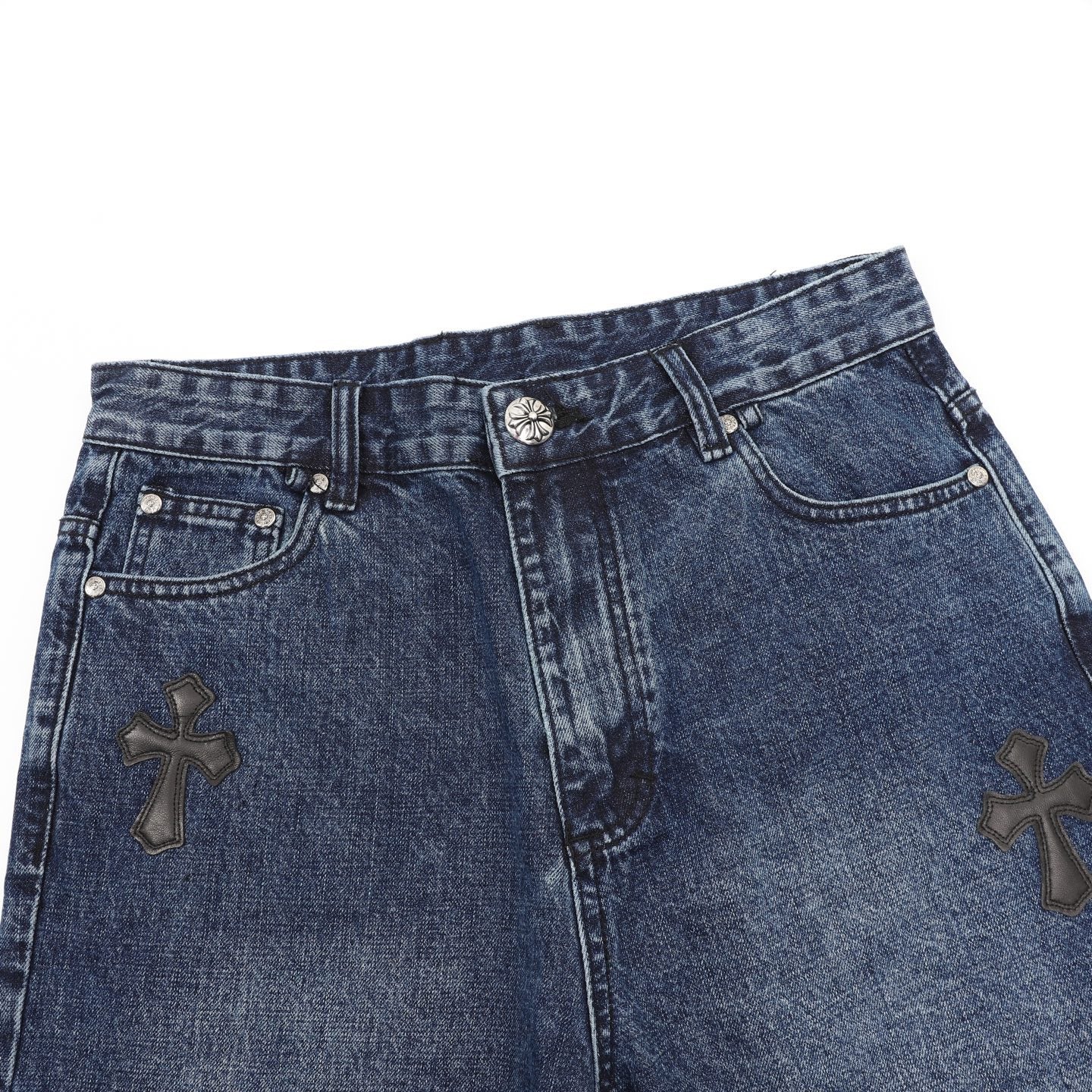Pantalones cortos vaqueros Chrome Hearts con ribetes de cuero y punto de cruz