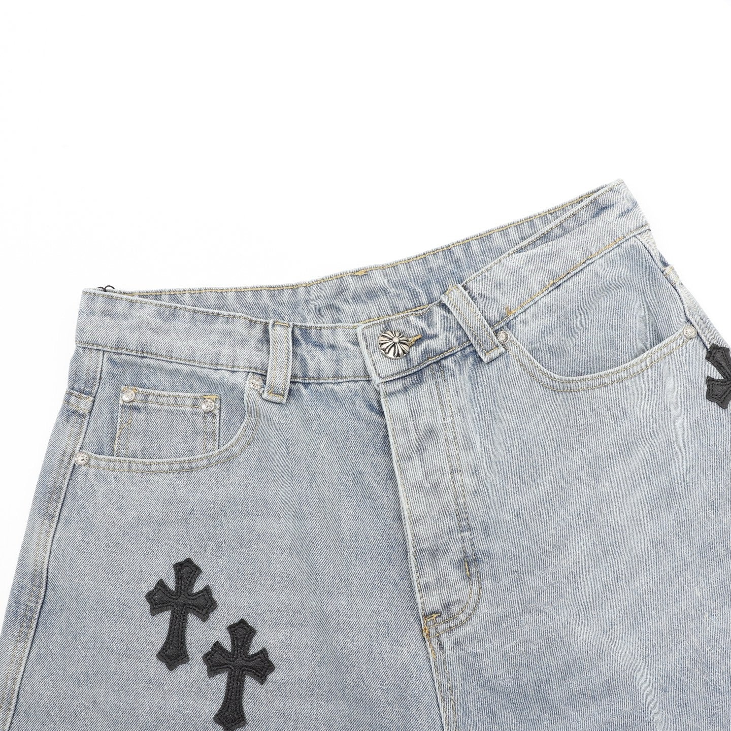 Pantalones cortos vaqueros Chrome Hearts con ribete de piel y punto de cruz