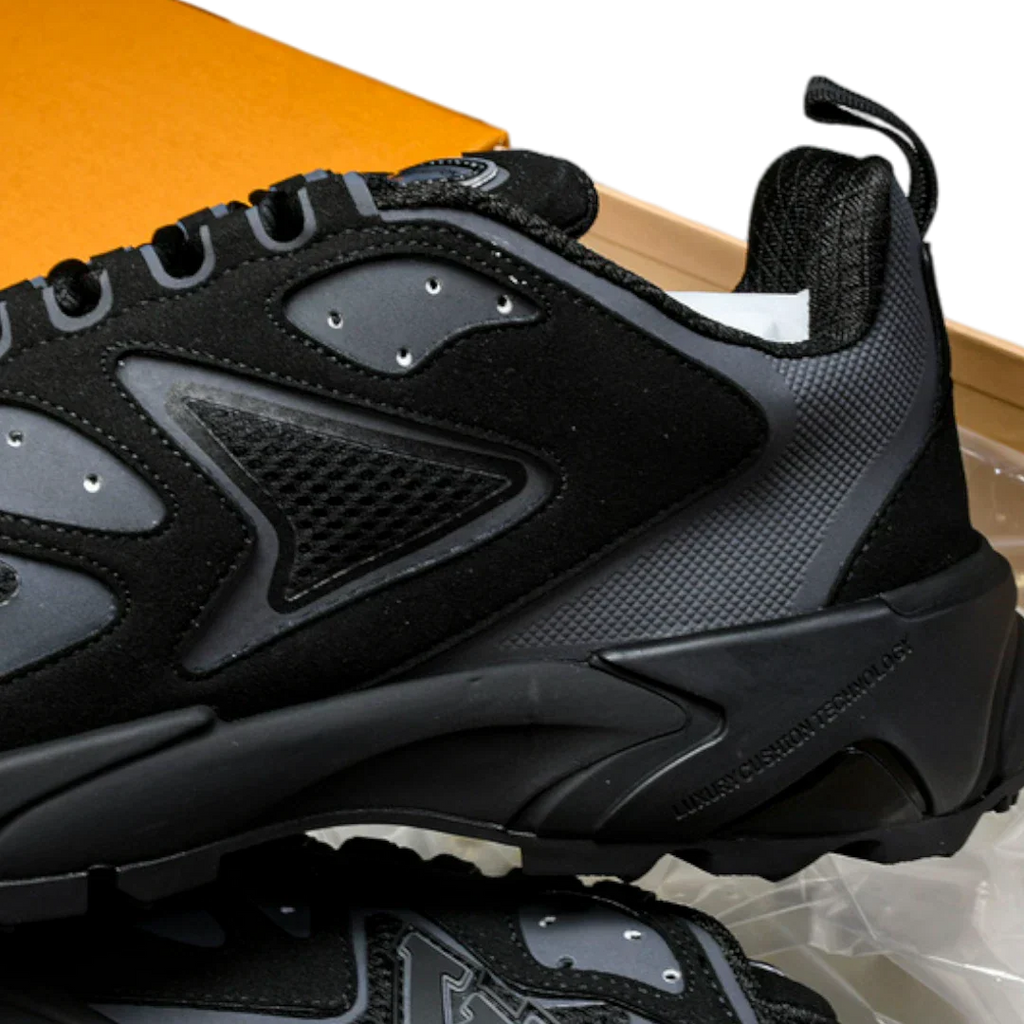 Louis Vuittоп Runner Tatic 'Black'