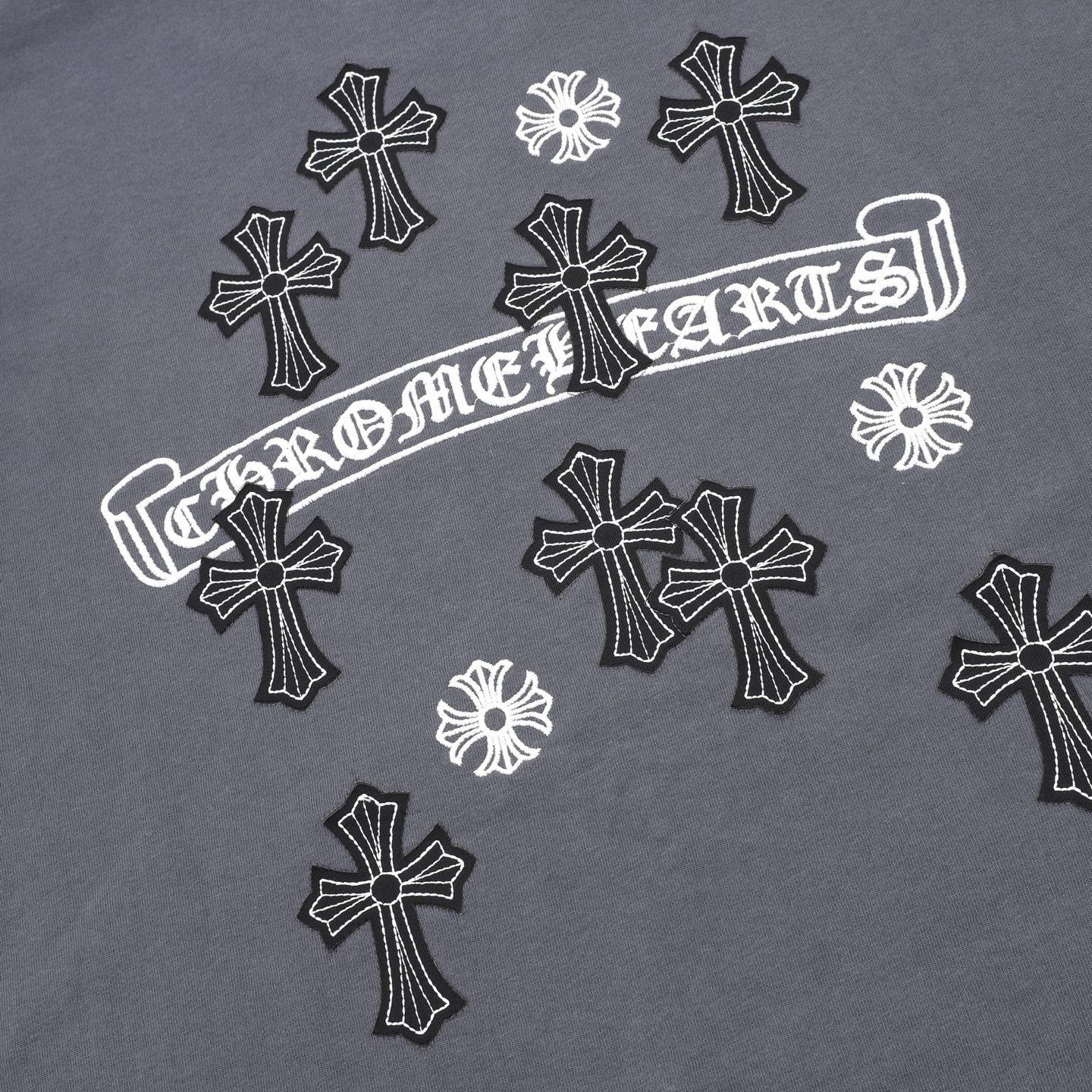 Camiseta de cuello redondo con cruz sánscrita Chrome Hearts