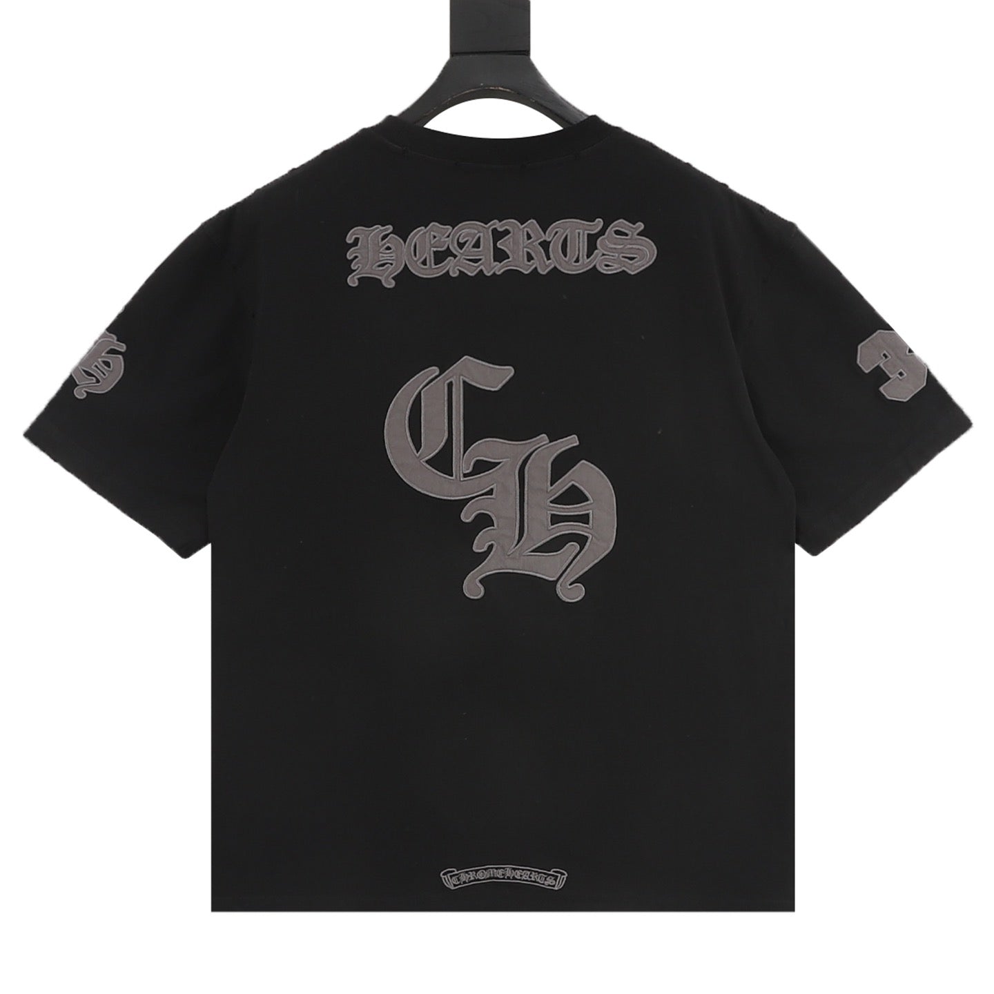 Camiseta bordada Chrome Hearts con aplique sánscrito