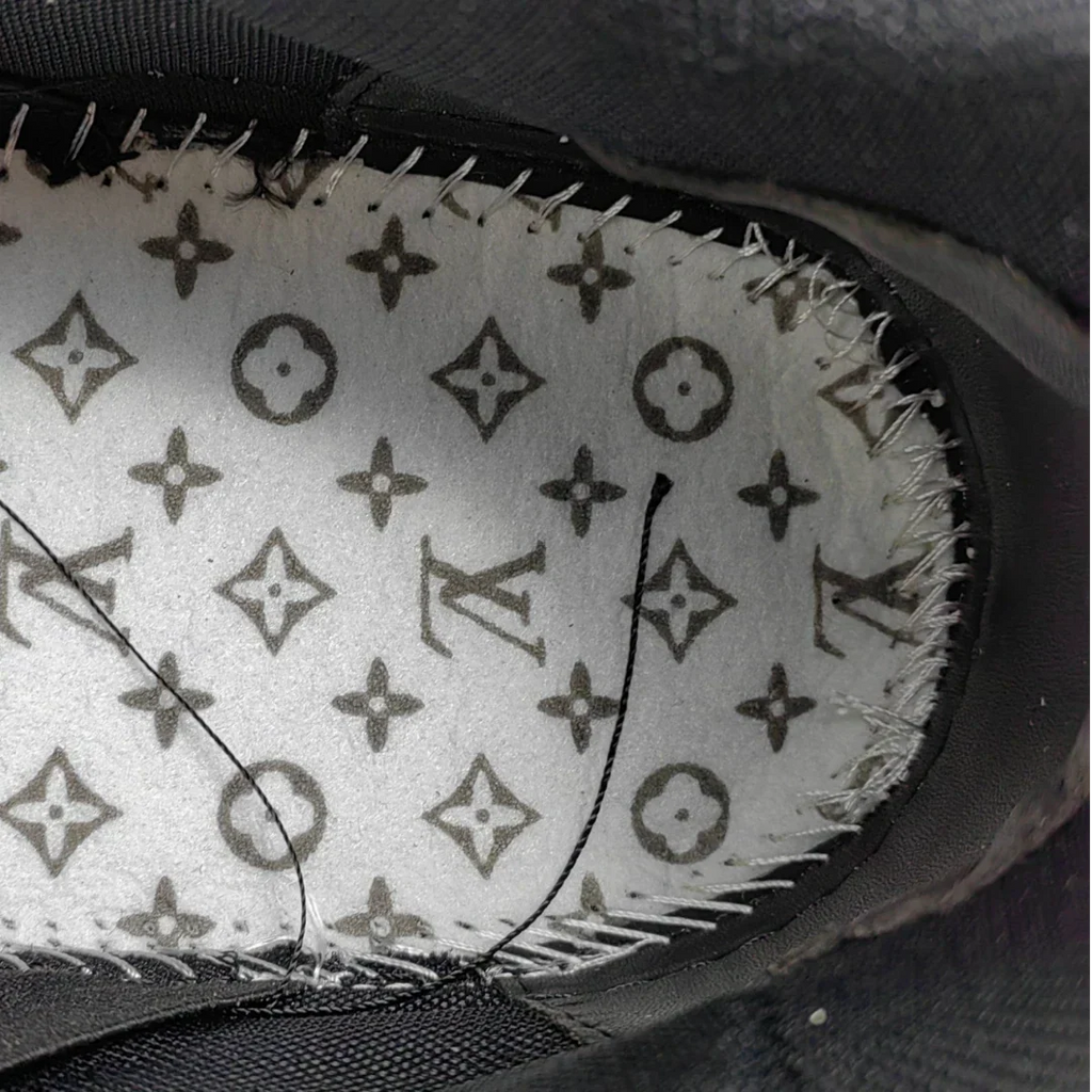 Louis Vuittоп Trainer Maxi 'Black'