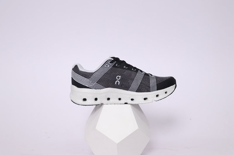 ON Cloudgo Running Shoe