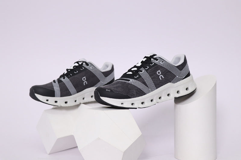 ON Cloudgo Running Shoe