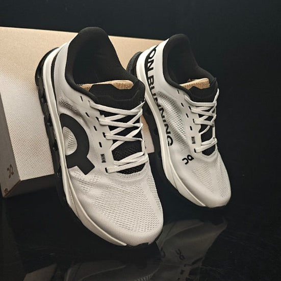 ON Cloudflow 5 Running Shoe