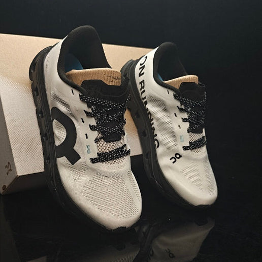 ON Cloudflow 5 Running Shoe