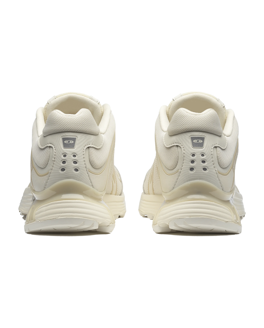 Salomon XT-WHISPER    Vanilla Ice / Almond Milk / Vanilla Ice