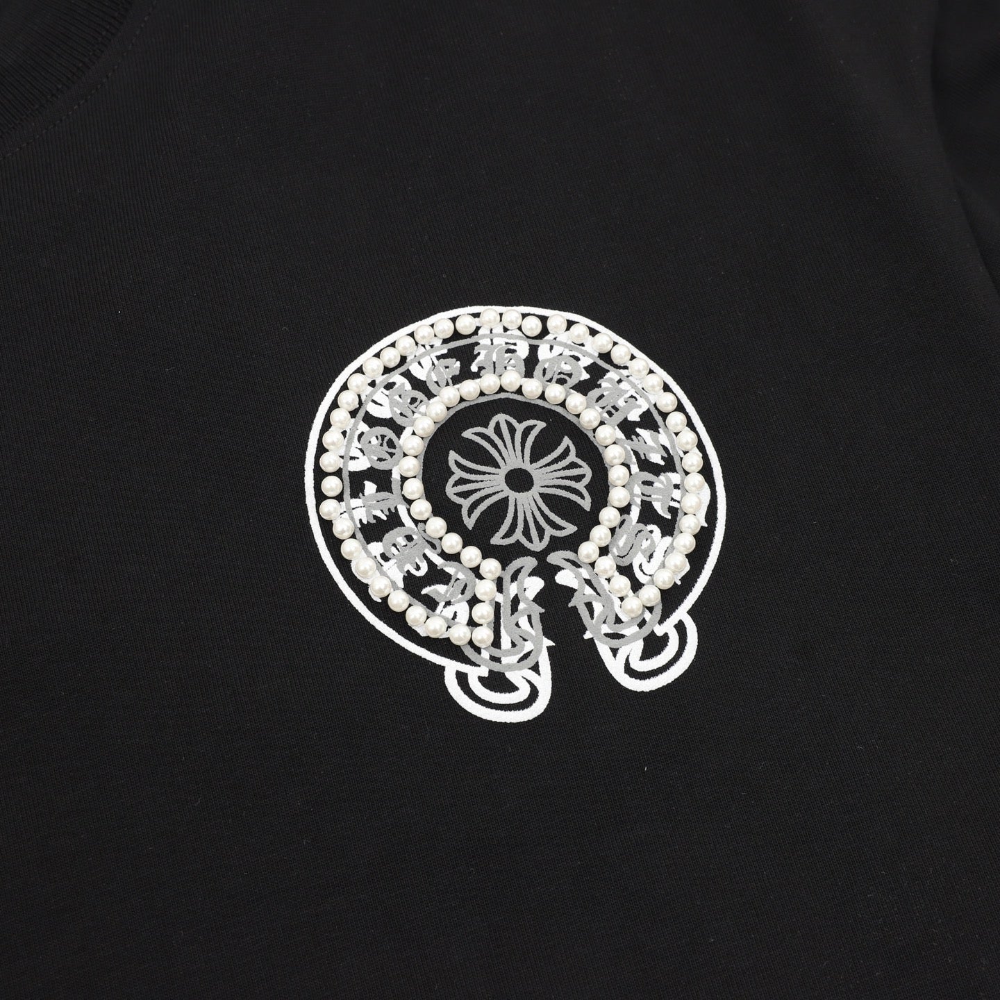 Chrome Hearts Pearl and Horse Shoe T-Shirt