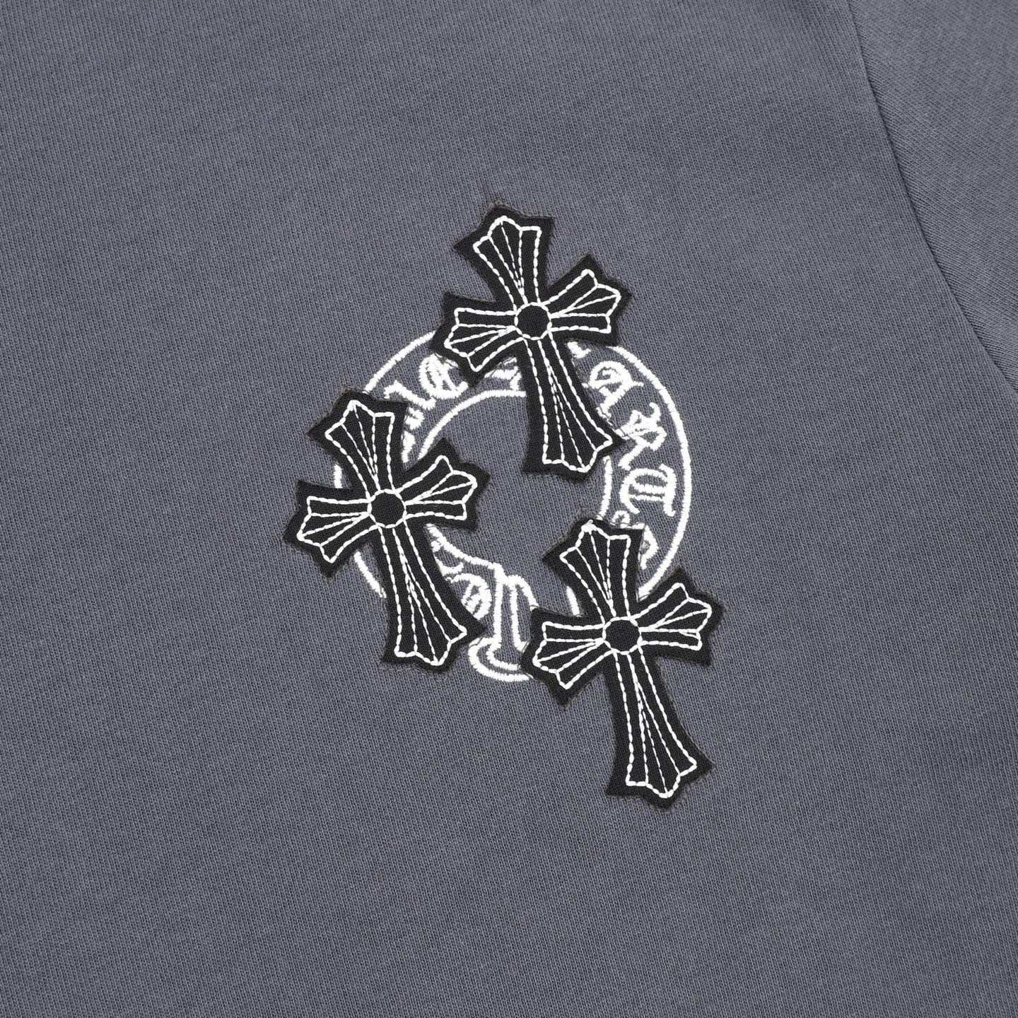 Camiseta de cuello redondo con cruz sánscrita Chrome Hearts