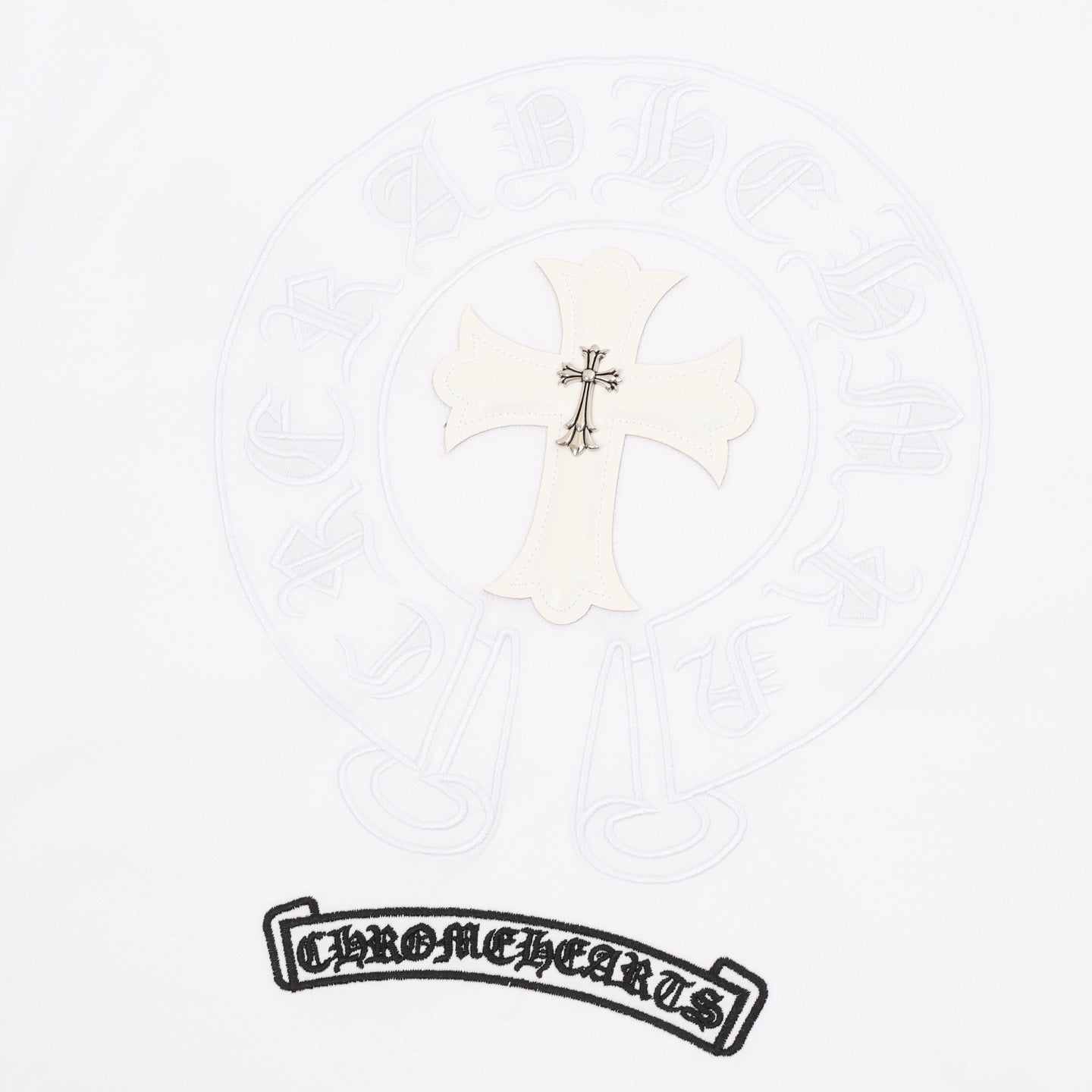 Chrome Hearts 26SS Metal-Embellished Leather-Label Cross Embroidered T-Shirt