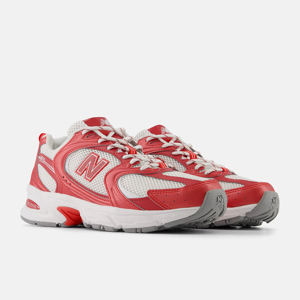 New Balance 530 リフレクション ウィズ ファイヤークラッカー アンド シャドーレッド