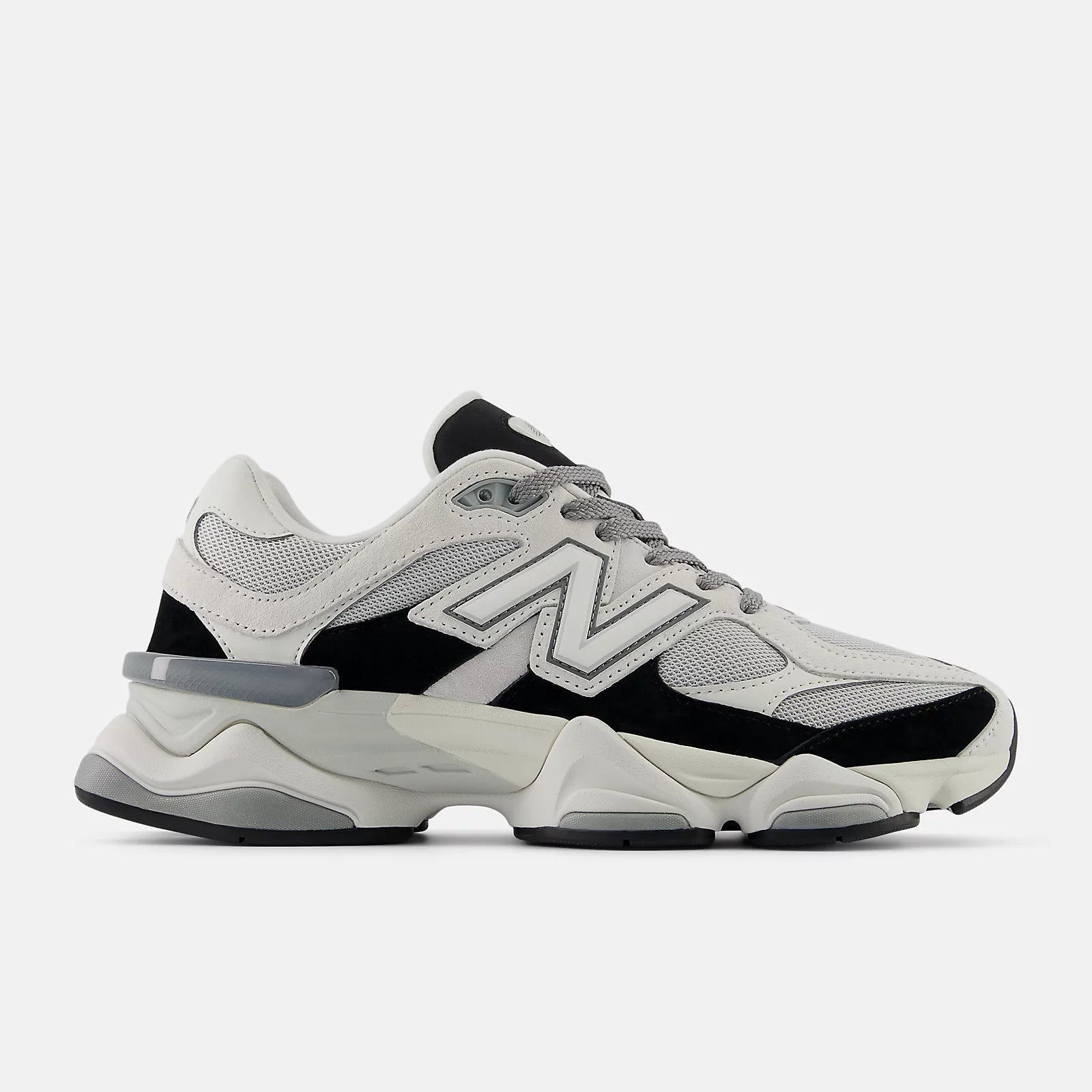New Balance 9060 BLACK with REFLECTION