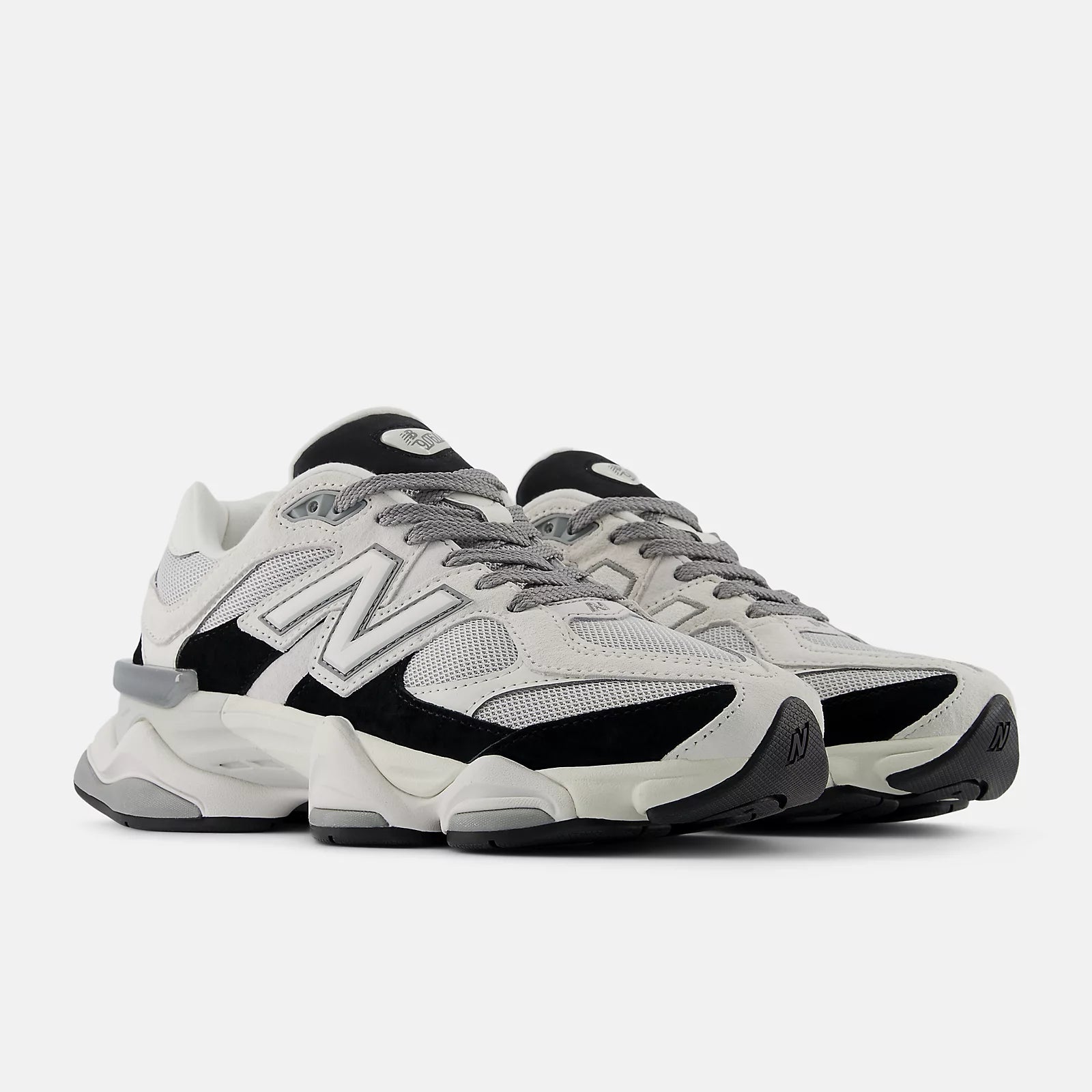 New Balance 9060 BLACK with REFLECTION